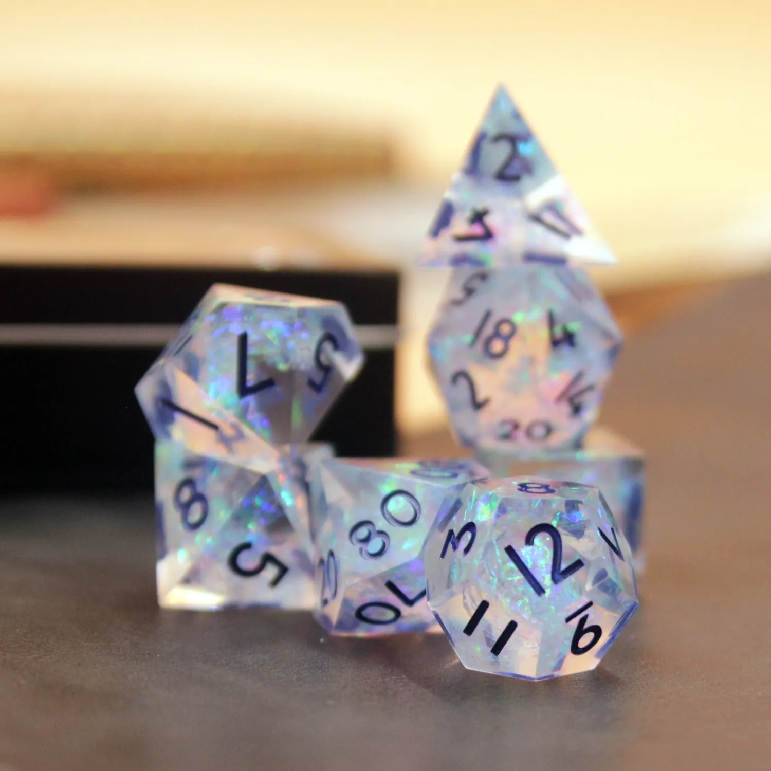 Roll A Crit Noble Crystal dobbelstenenset 7-delig sharp edge