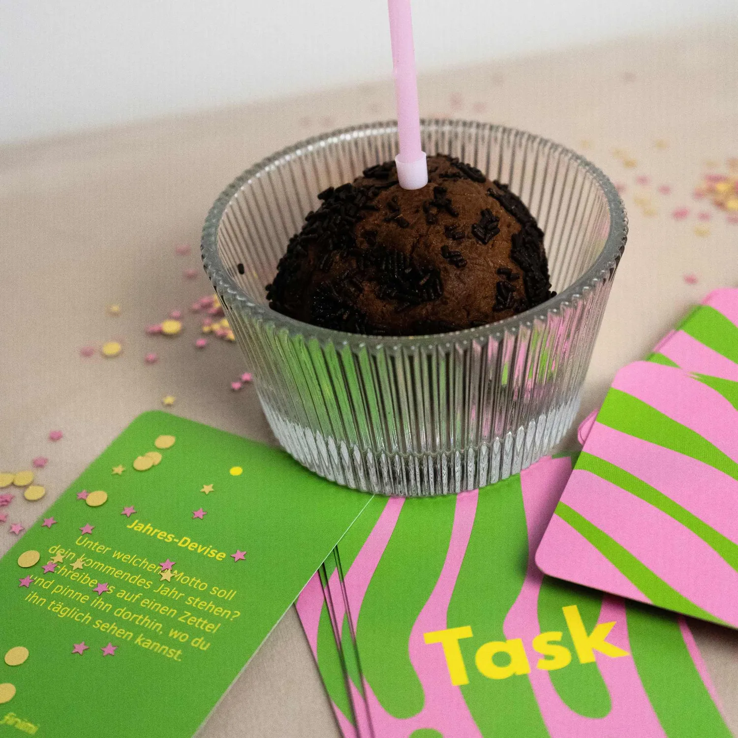 Finimi Ask & Task Birthday kaartspel 52 kaarten verjaardag