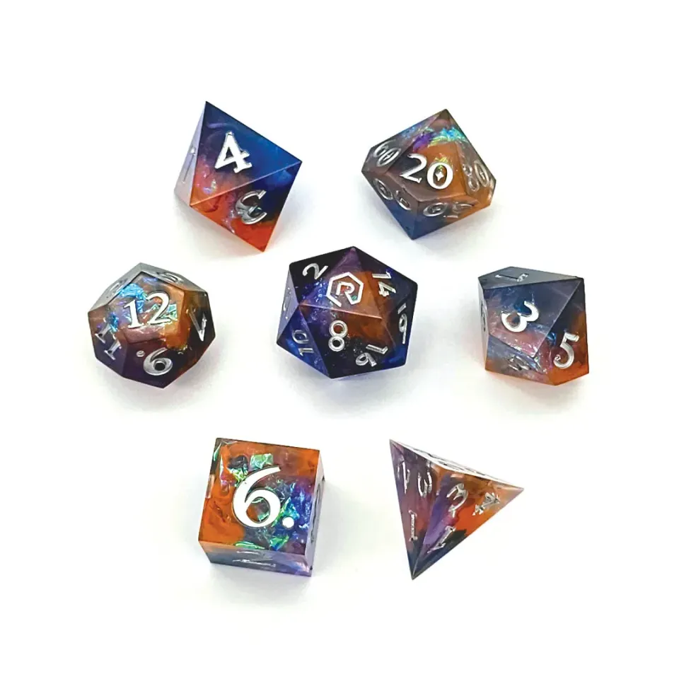 Roll A Crit Galactic Dusk Custom Sharp Edge dobbelset 7-delig