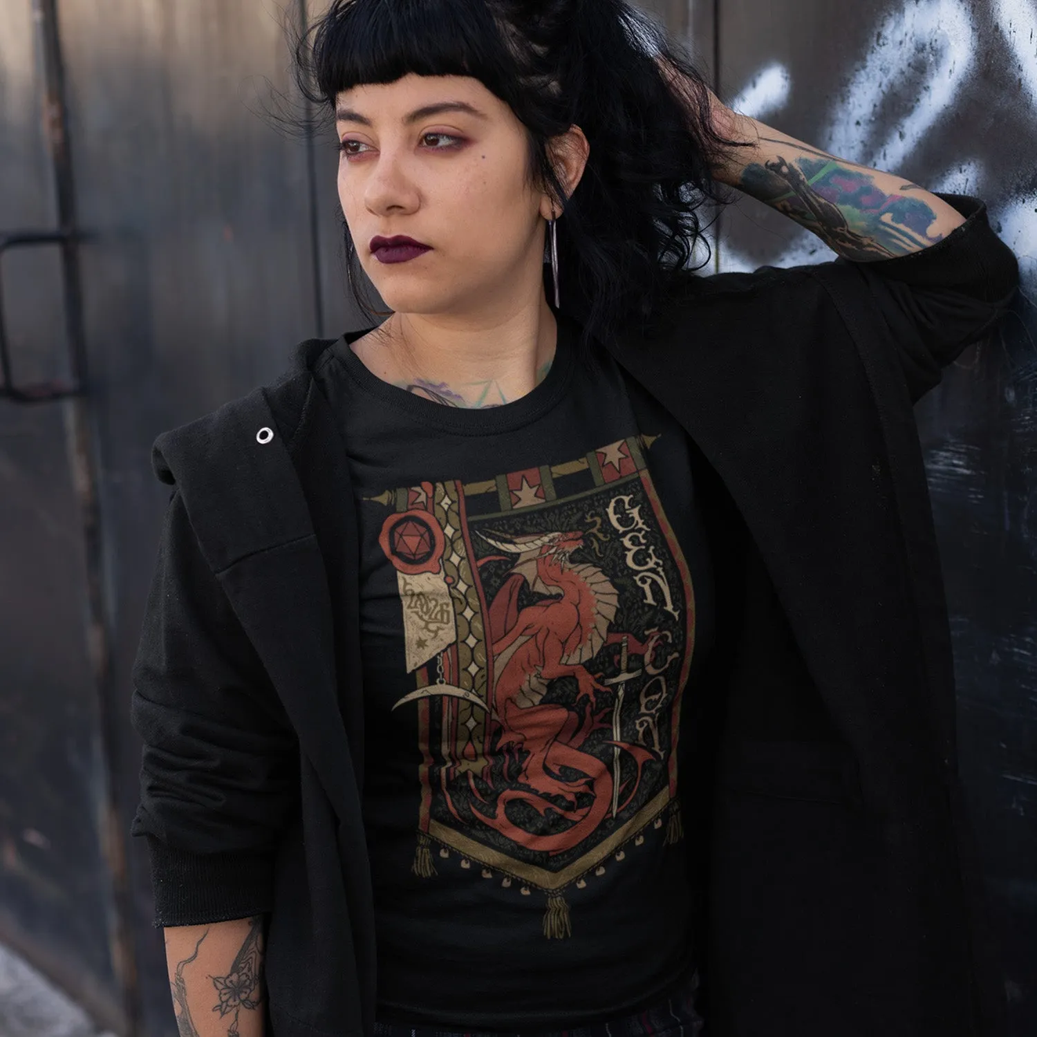 Roll A Crit Gen Con 2026 House of Genevieve T-shirt femme