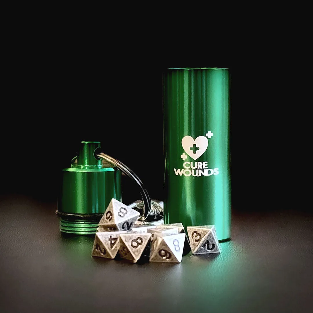 Roll A Crit Cure Wounds dobbelstenen sleutelhanger 9-delig zilver