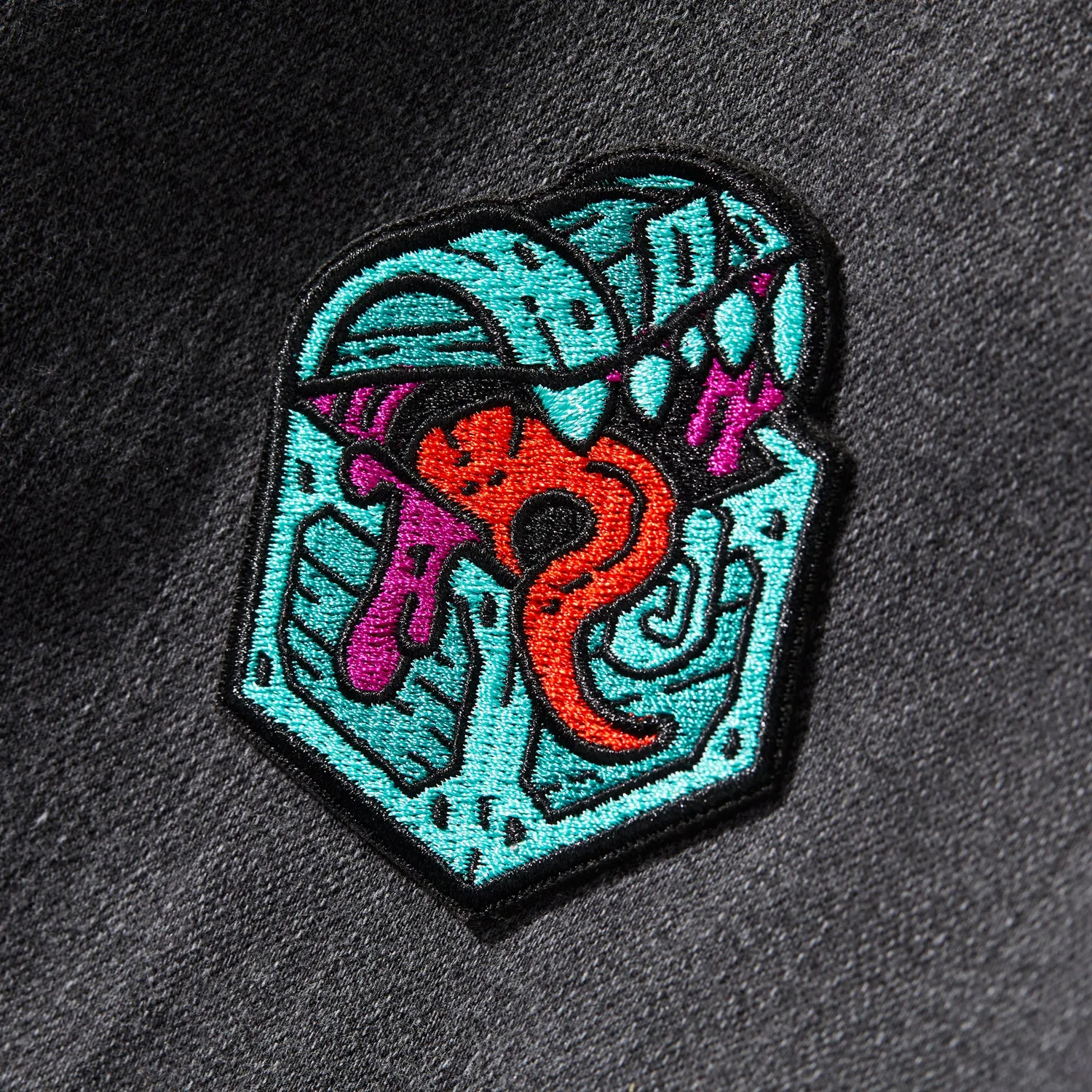 Roll A Crit Mimic patch geborduurd iron-on